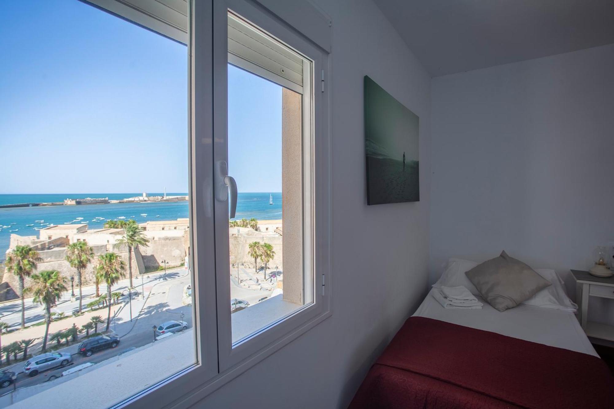 Apartment Oceano Family Free Parking By Cadiz4rentals Cádiz